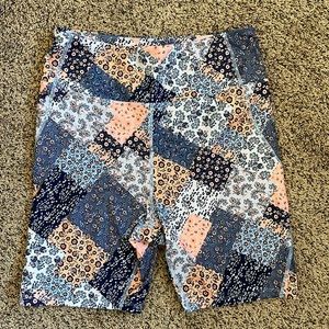 FREE IN BUNDLE Bike shorts with pocket